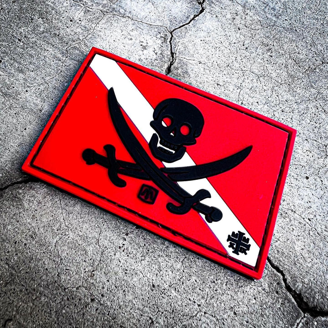 The Jolly Roger Patch – Black Mask Divers